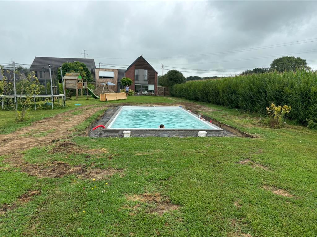 Livraison et installation piscine coque, Neuf