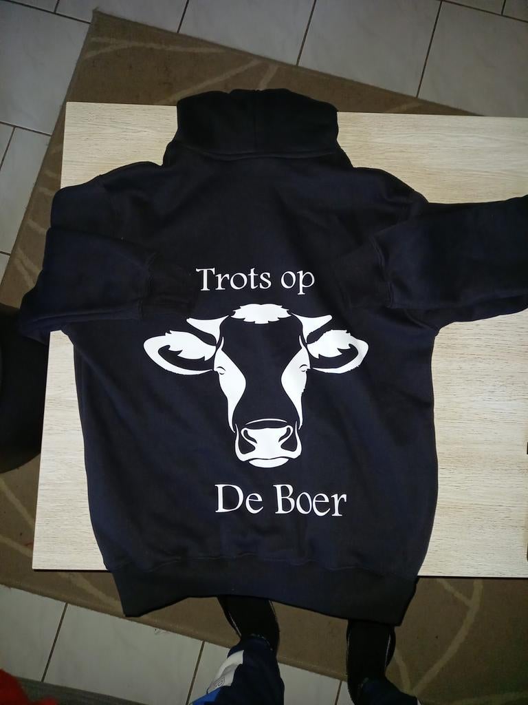 Trots op de boer. Hoodie small. Nieuw ongedragen., Kleding | Heren, Ophalen of Verzenden, Nieuw