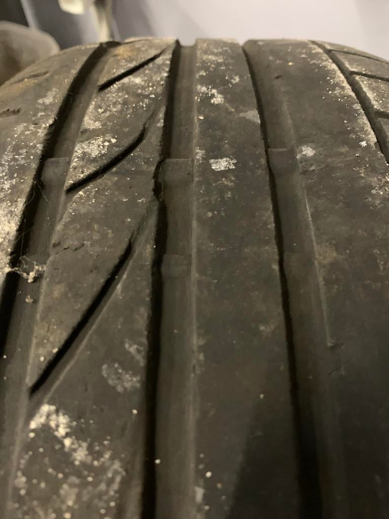 Bridgestone 225/45/17 zomerband, Ophalen