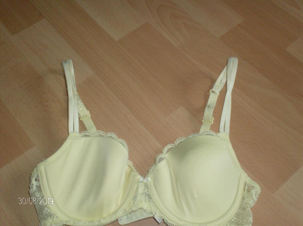 Bh geel merk chantelle – maat EU 70 / FR 85 B – ALS NIEUW, Kleding | Dames, Ondergoed en Lingerie, Chantelle, Ophalen of Verzenden