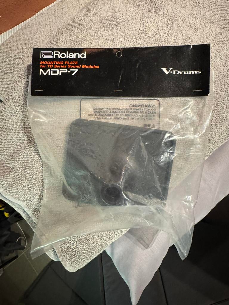 Roland e-drums, modules - houders, verschillende grooten, Muziek en Instrumenten, Ophalen of Verzenden, Nieuw, Drums of Percussie