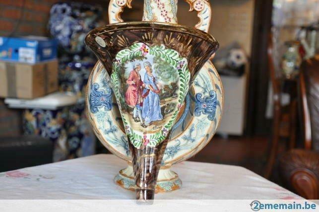 cornet mural floral en faience bequet, Antiquités & Art, Enlèvement ou Envoi