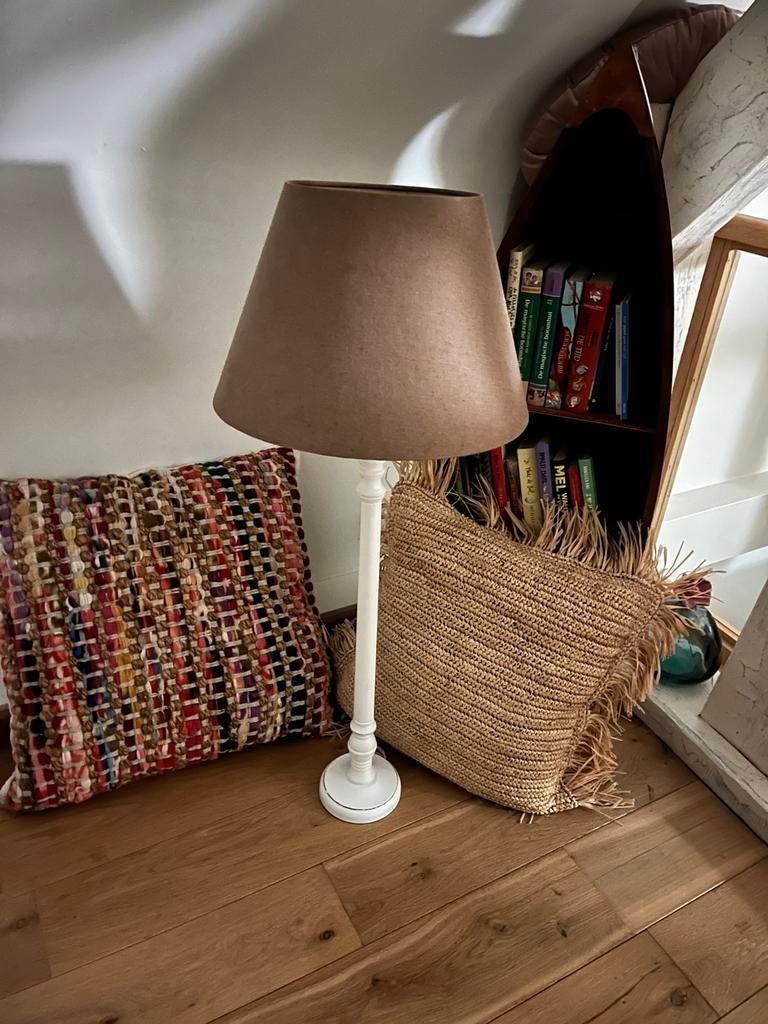 Mooie landelijke lamp, Enlèvement
