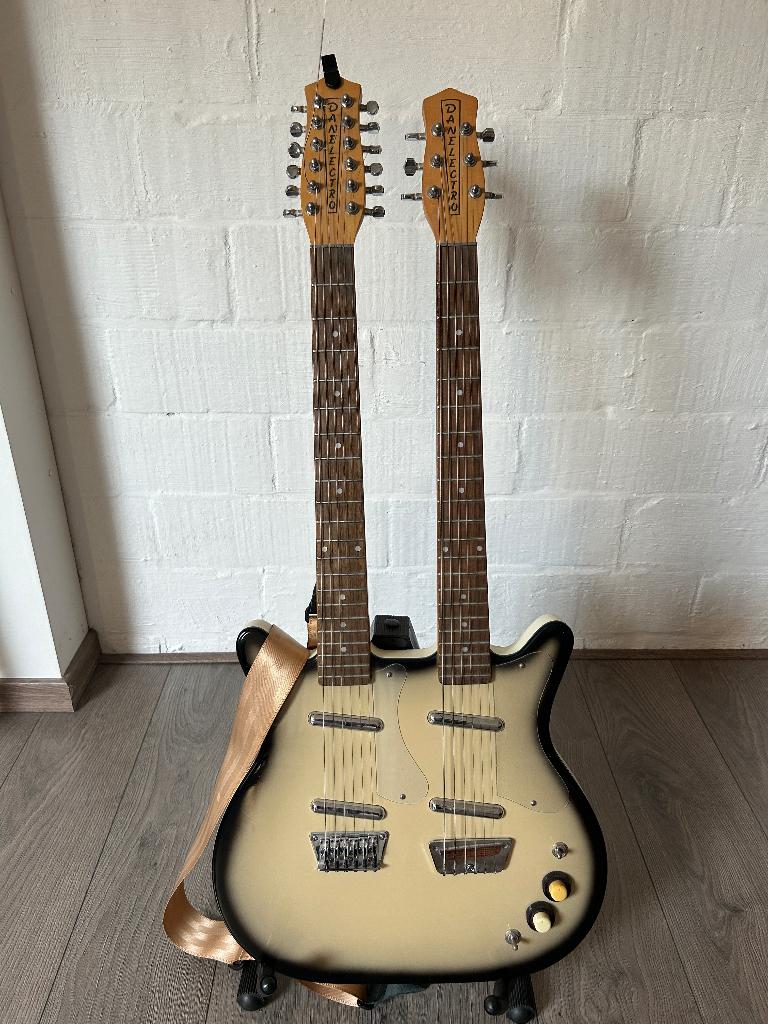 Danelectro double neck BDN612, Ophalen, Zo goed als nieuw, Semi-solid body, Overige merken