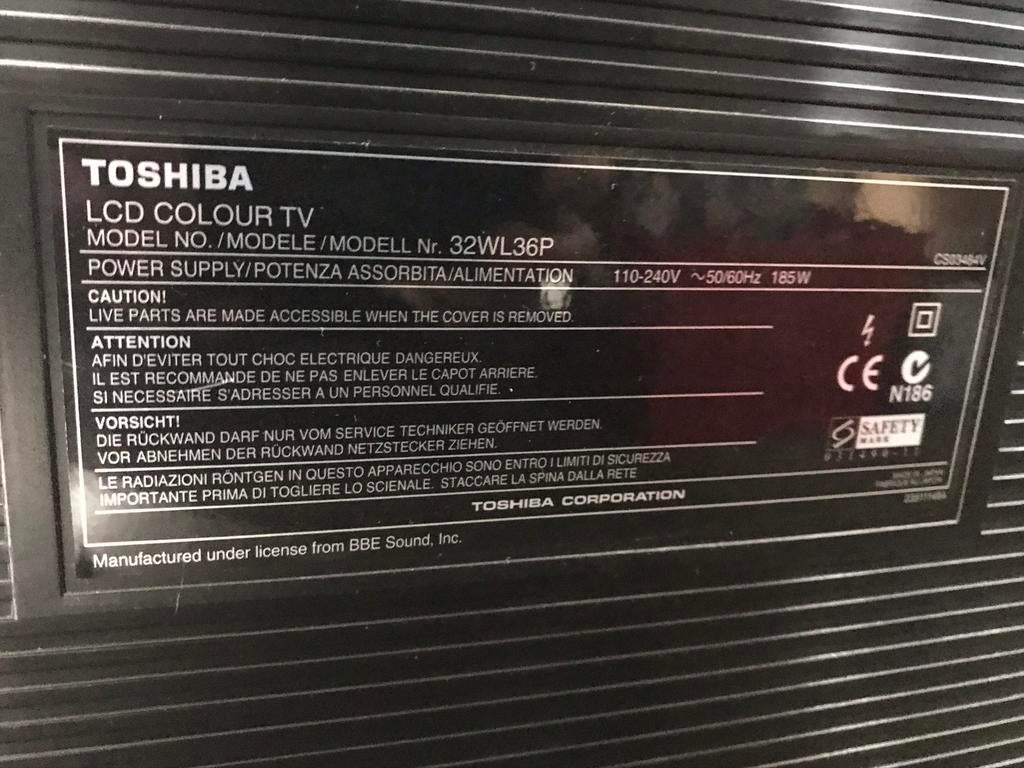 Toshiba 32WL36P LCD TV met Soundbar – €125, Toshiba, 50 Hz, Zo goed als nieuw, HD Ready (720p)