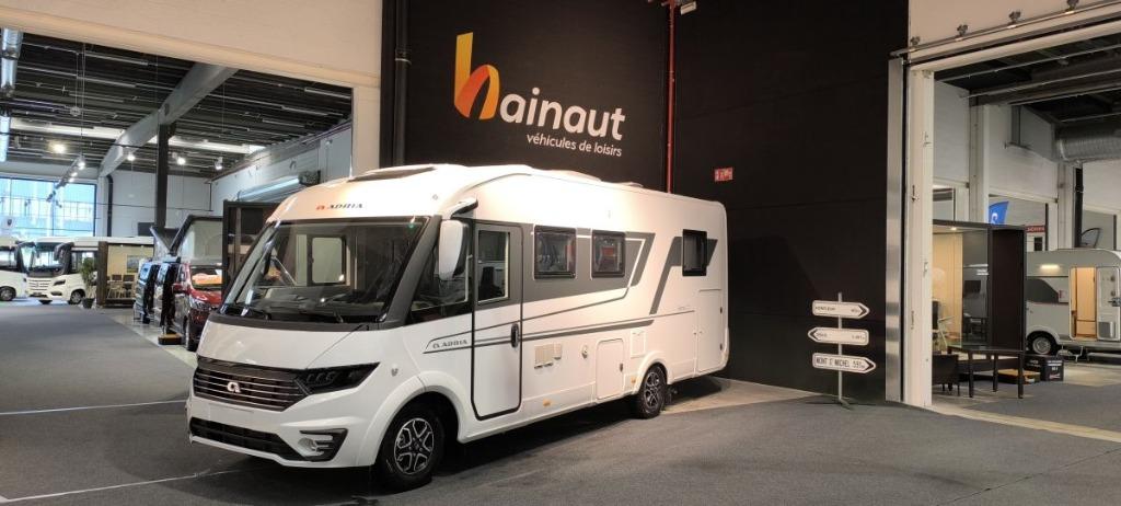 Sonic Plus 700 DC, Caravanes & Camping, Camping-cars, Entreprise, jusqu'à 4, Intégral, Adria, Fiat, Diesel, Automatique, 7 à 8 mètres