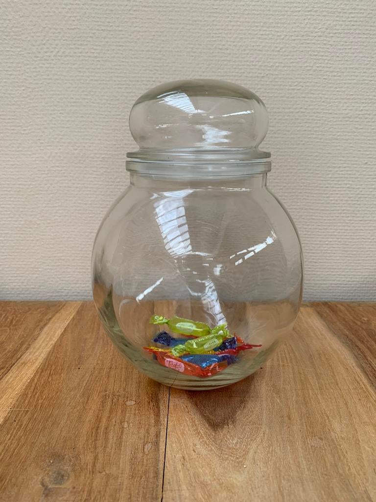 Leuke glazen snoeppot, Ophalen