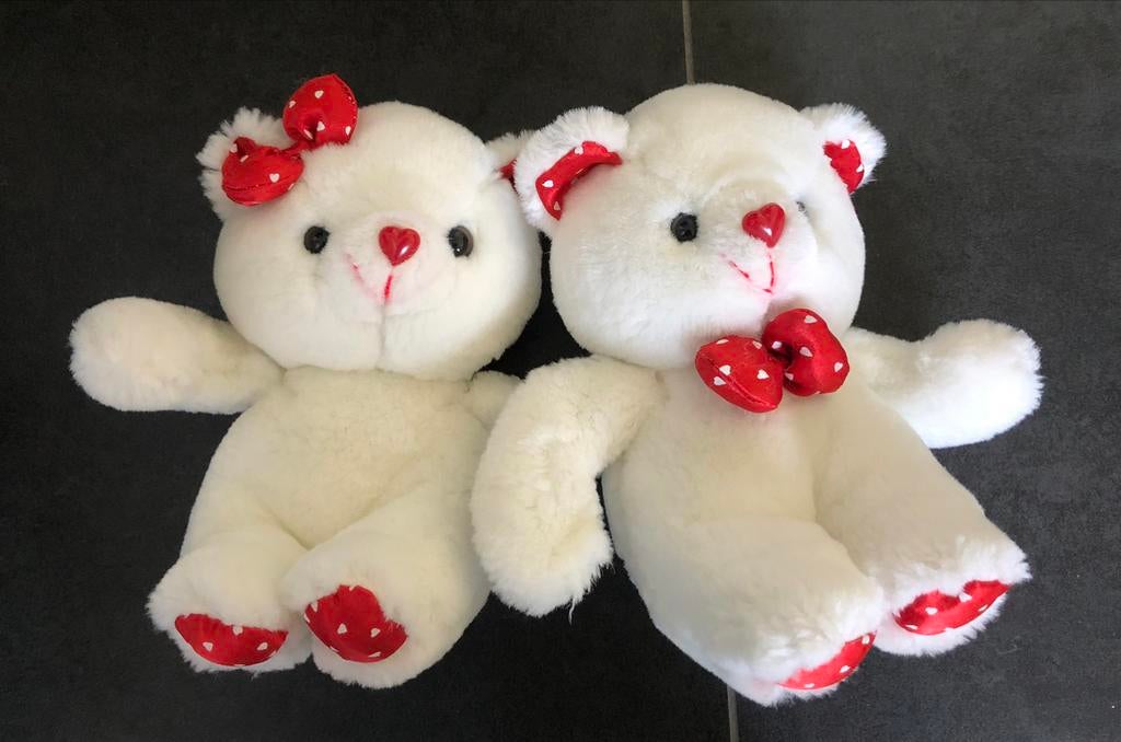 Knuffels met hartjes neus Valentijn, Ophalen of Verzenden, Zo goed als nieuw