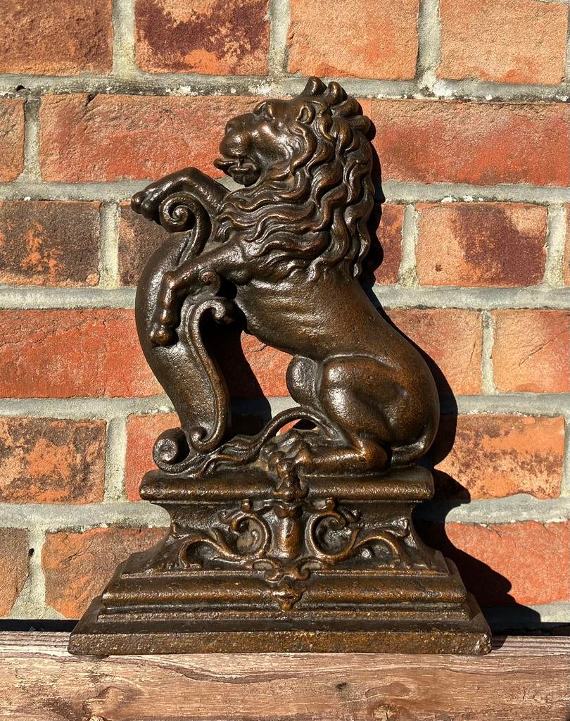 Butée de porte ancienne Lion en fonte, Antiquités & Art, Antiquités | Bronze & Cuivre, Enlèvement ou Envoi