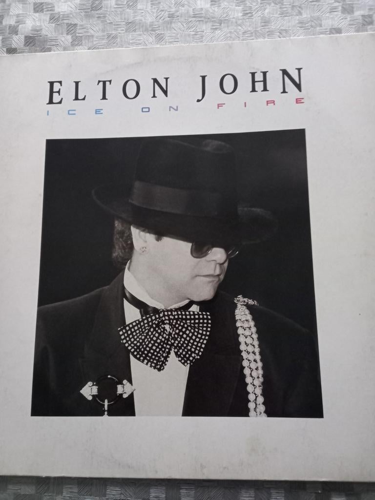 Lp Elton John - Ice on fire, Ophalen of Verzenden