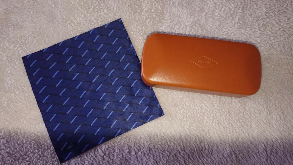 Fossil brillendoos, Handtassen en Accessoires, Zonnebrillen en Brillen | Dames, Ophalen of Verzenden, Nieuw