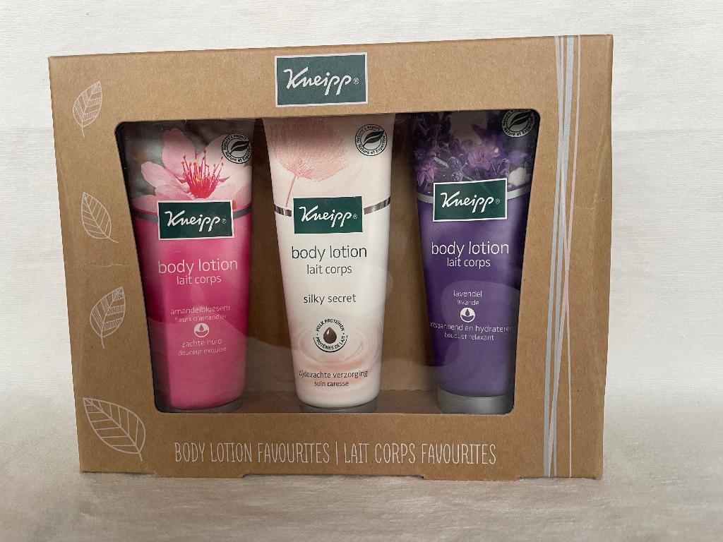 Kneipp body lotion geschenk verpakking 3x 75 ml, Ophalen of Verzenden, Nieuw, Bodylotion, Crème of Olie