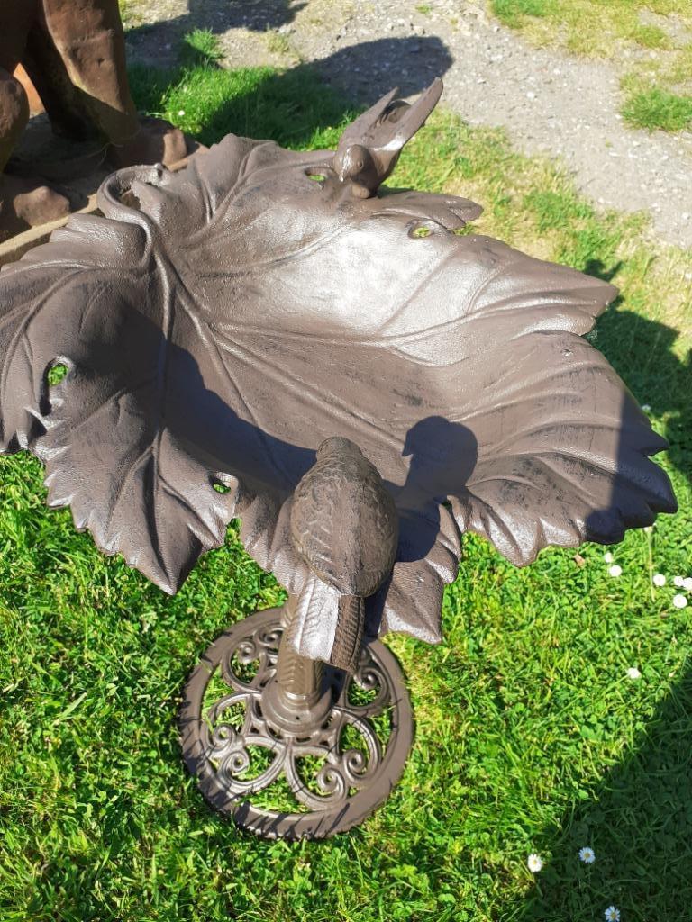 PRACHTIG VOGELBAD IN GEPATINEERD GEGOTEN ALUMINIUM, Tuin en Terras, Ophalen of Verzenden, Nieuw