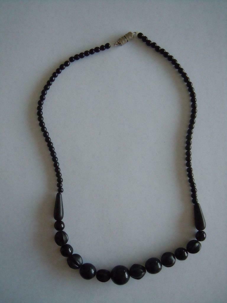 Collier ancien en jais, Bijoux, Sacs & Beauté, Bijoux anciens, Enlèvement ou Envoi, Autres matériaux, Collier