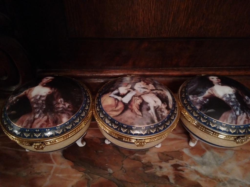 Retro  porseleinen doosjes. Motivex. 3 stuks, Verzenden