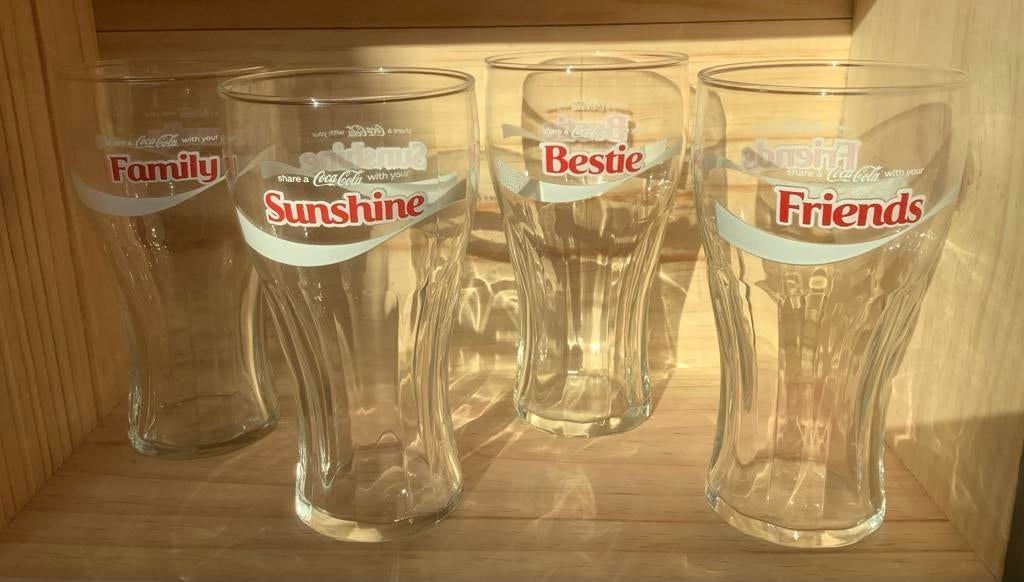 Verres Coca-Cola, Enlèvement, Neuf