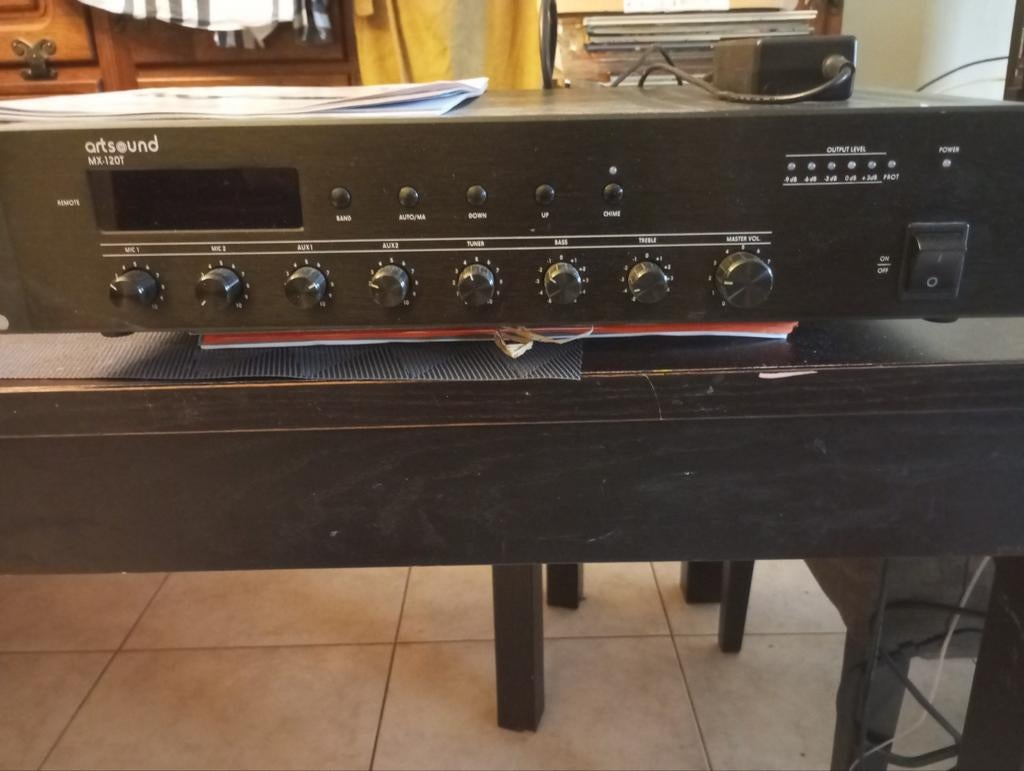 Tuner-versterker, Audio, Tv en Foto, Ophalen of Verzenden, Zo goed als nieuw