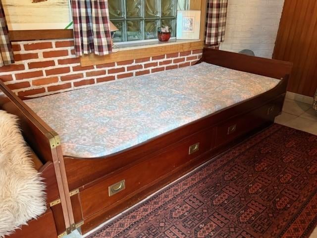Unieke vintage bed in marinestijl, Ophalen