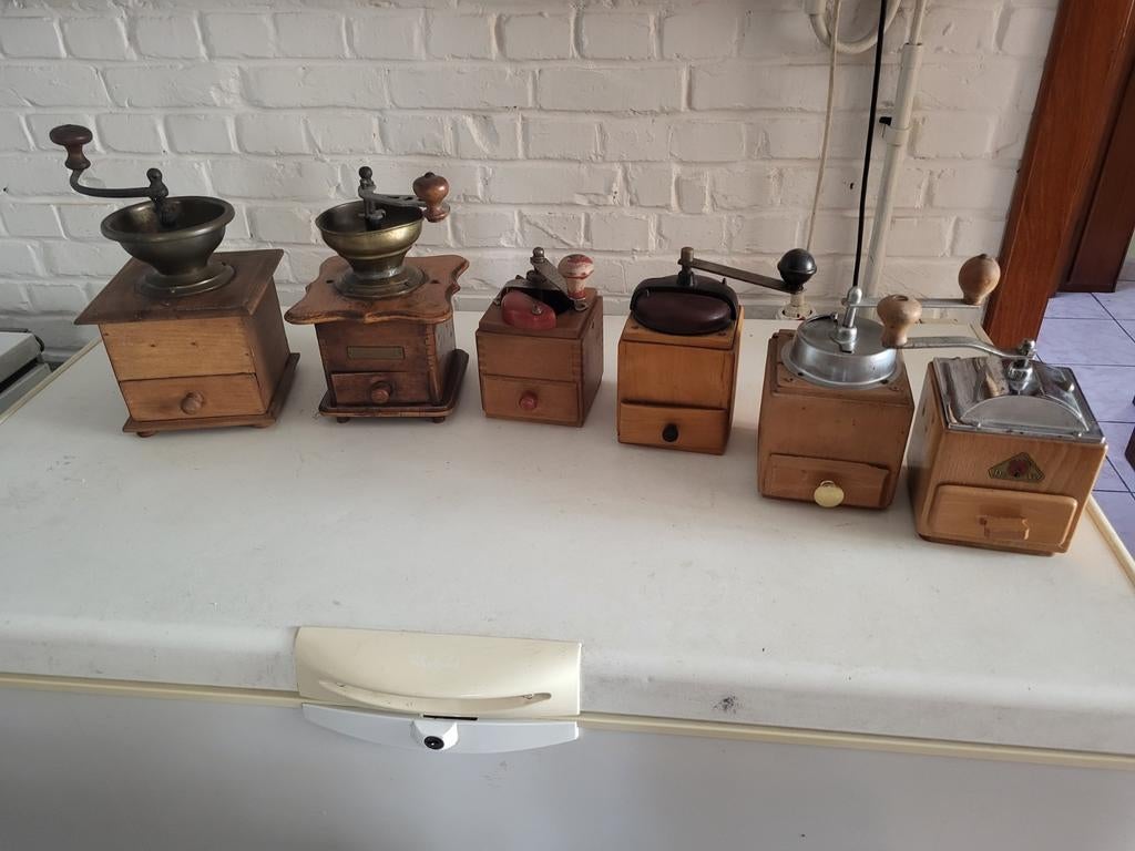 6 koffiemolens, Antiek en Kunst, Ophalen of Verzenden