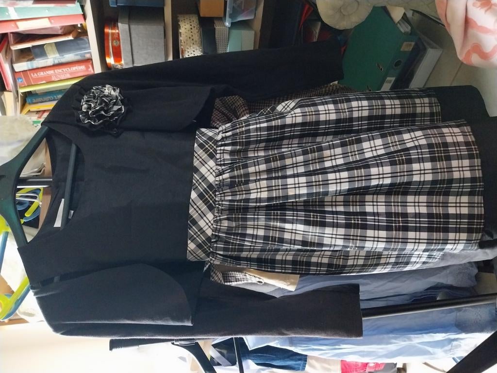 Magnifique robe de fête avec veston assorti., Ophalen of Verzenden, Zo goed als nieuw