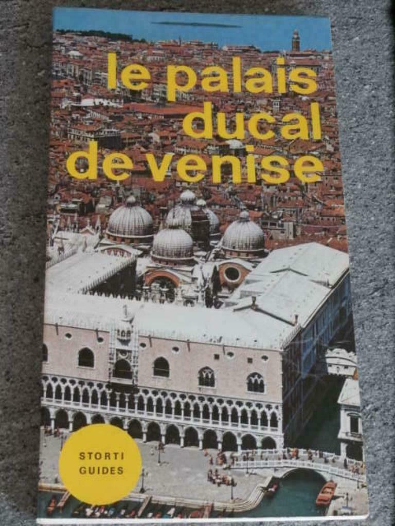 Le Palais Ducal de Venice(pocket), Gelezen, Europa, Ophalen of Verzenden, Reisgids of -boek