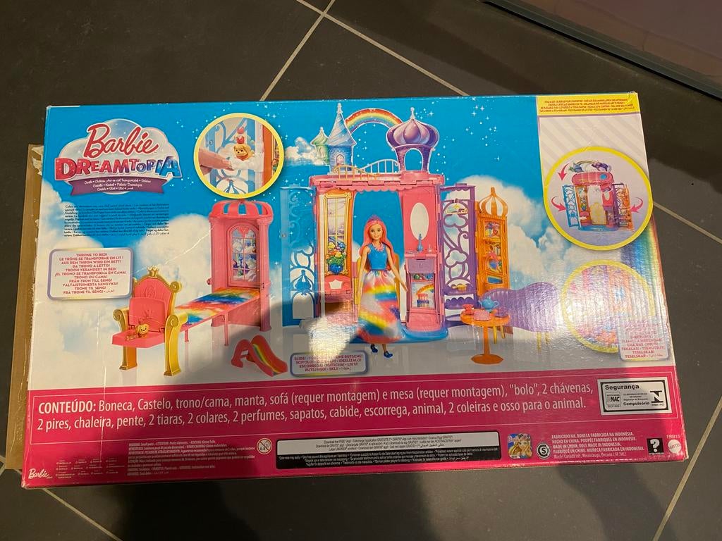 Barbie dreamtopia droomhuis+ dreamtopia Barbie, Kinderen en Baby's, Ophalen of Verzenden, Zo goed als nieuw