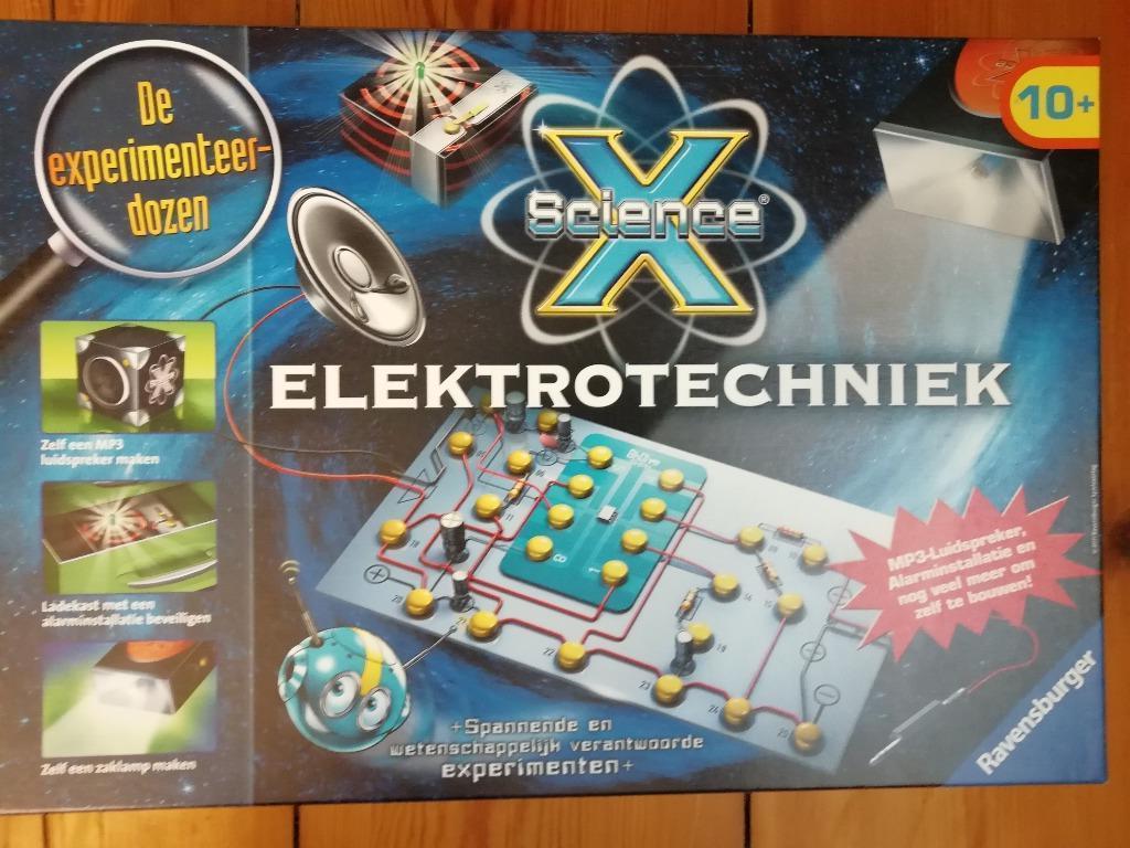 Elektrotechniek: experimenteerdoos, Ophalen of Verzenden, Zo goed als nieuw, Bouwen, Met licht