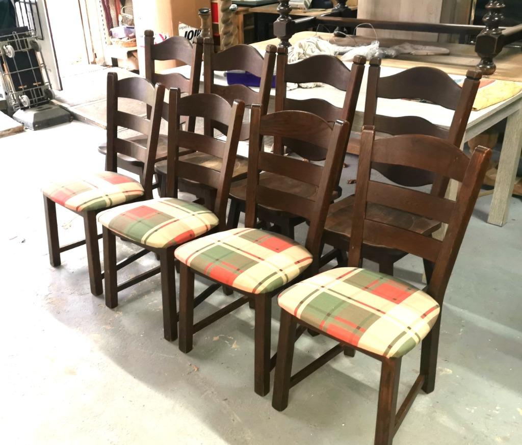 8 vieilles chaises de ferme robustes en chêne lourd, Brun, Enlèvement, Tissus, Cinq, Six Chaises ou plus
