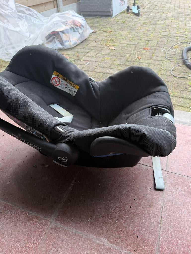 Maxi cosi, Ophalen, Gebruikt
