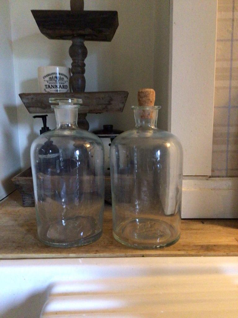 Deux grands stocks de flacons de pharmacie. 25 cm de haut., Enlèvement, Utilisé, Autres types