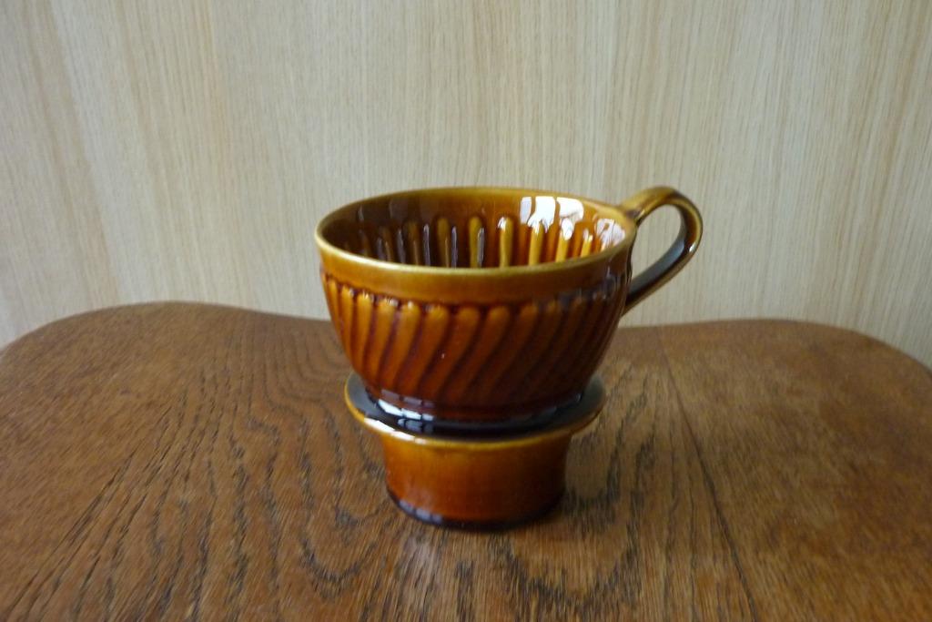 Boch Trianon koffiefilter bruin, Antiquités & Art, Enlèvement ou Envoi