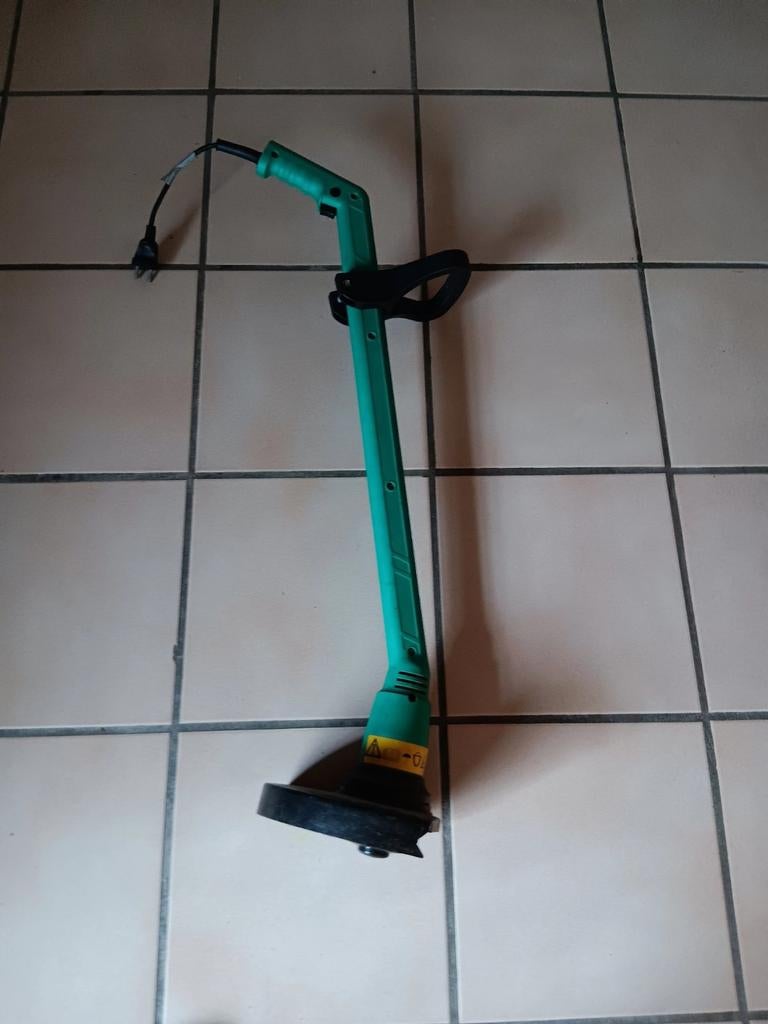 jardin  coupe bordures, Enlèvement, Utilisé, Électrique
