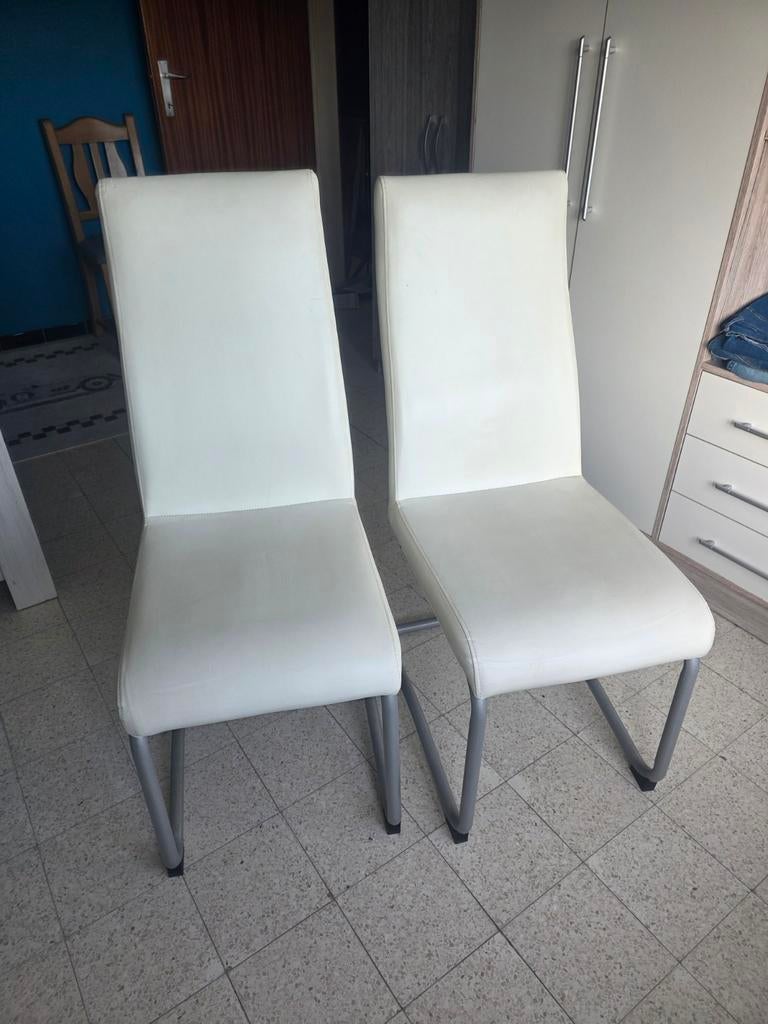 2 Eetkamerstoelen, Enlèvement, Gris