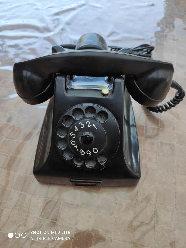 Retro téléphone bakelite, Enlèvement ou Envoi, Utilisé