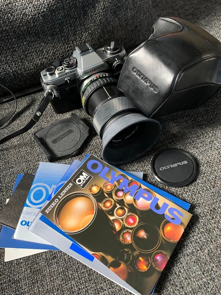 Olympus OM10 met accessoires, Audio, Tv en Foto, Ophalen, Zo goed als nieuw, Olympus