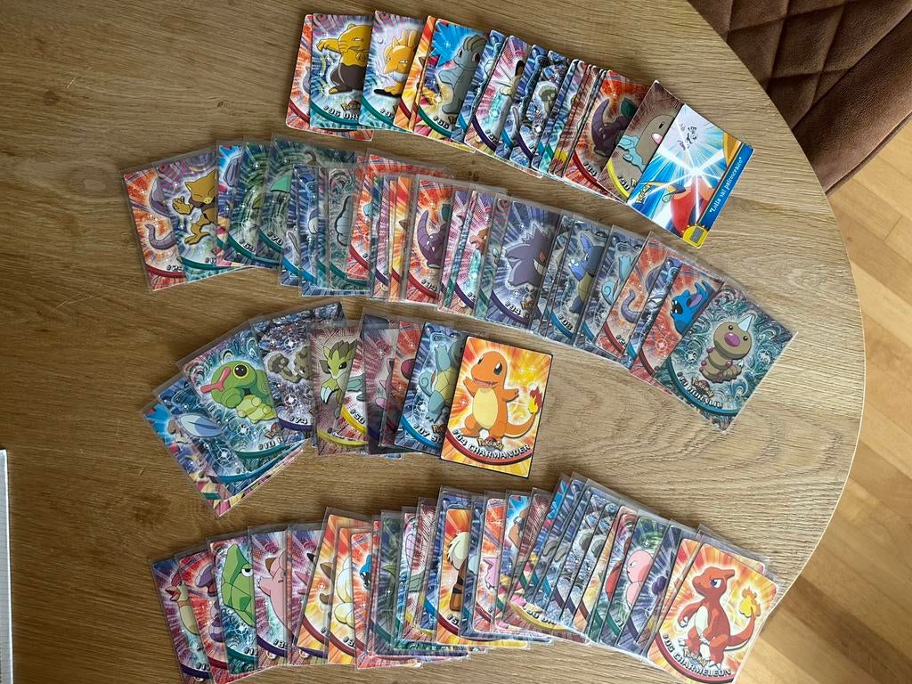 Pokemon topps kaarten te koop, Hobby en Vrije tijd, Verzamelkaartspellen | Pokémon, Ophalen