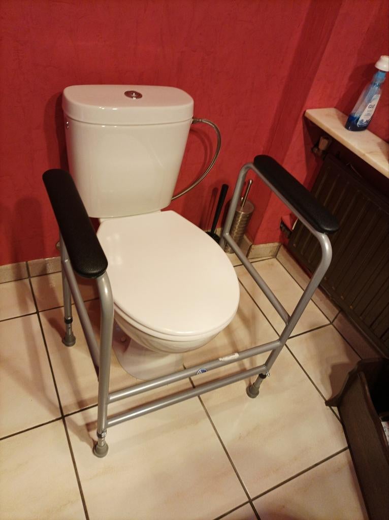 Sta op hulp voor bv toilet, Enlèvement, Comme neuf