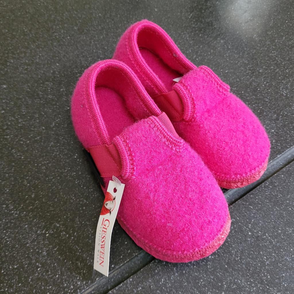 Giesswein slofjes 26 nieuw, Ophalen, Nieuw, Slofjes