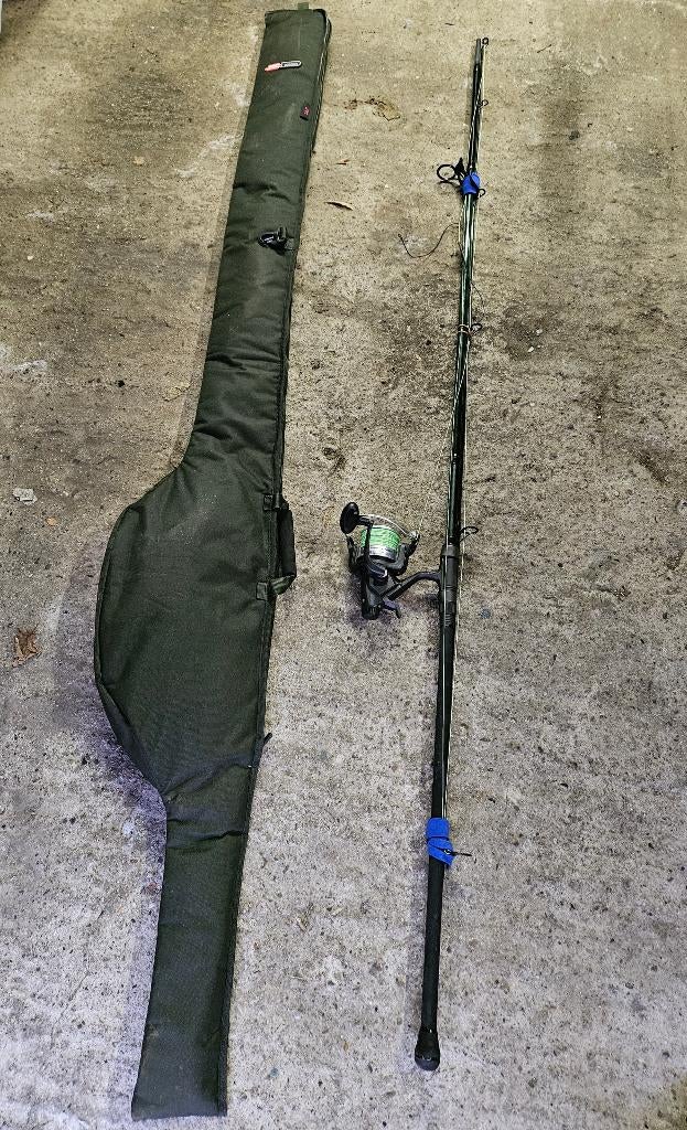 ENSEMBLE POISSON-CHAT, Enlèvement, Comme neuf, Ensemble complet