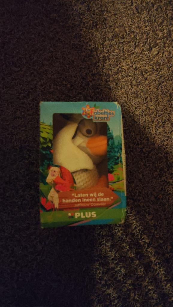 Nieuwe handpop Fabeltjeskrant juffrouw ooievaar, Ophalen of Verzenden, Nieuw, Overige typen