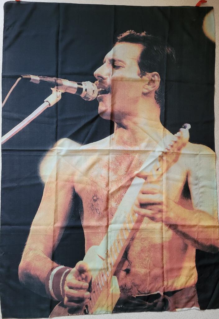 Freddie Mercury (QUEEN) vlag in goede staat (130x90), Ophalen of Verzenden, Zo goed als nieuw