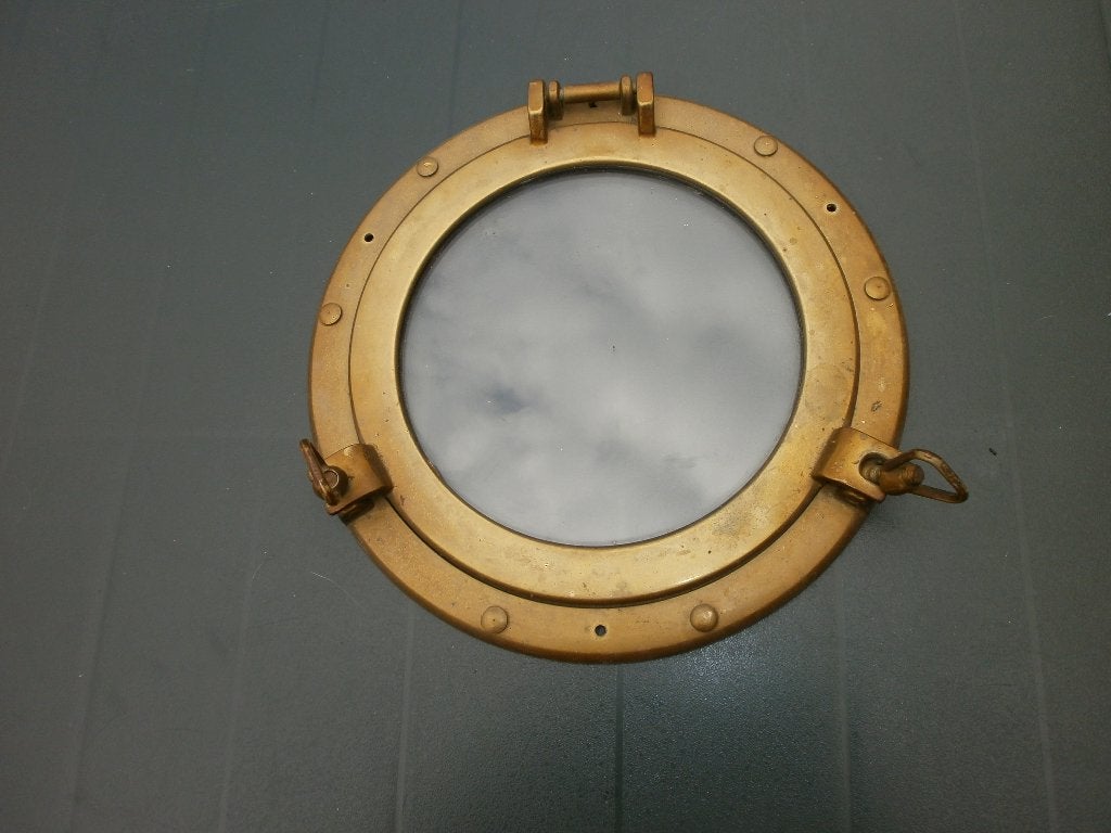 fenêtre sous-marine, Enlèvement, Utilisé