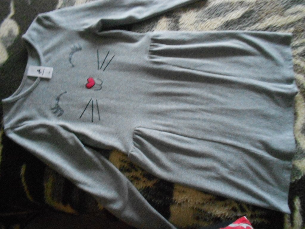 robe grise taille 134, Enfants & Bébés, Enlèvement ou Envoi, Utilisé, Fille, Robe ou Jupe
