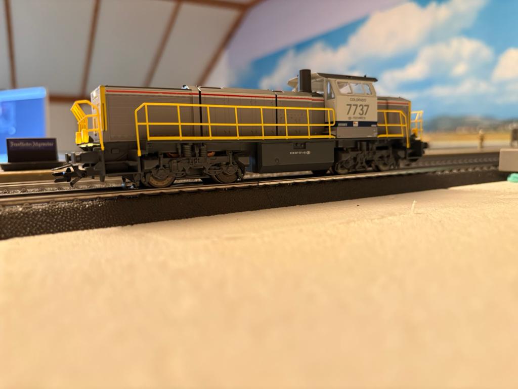 Piko HLD 77 NMBS., Hobby en Vrije tijd, Ophalen, Wisselstroom, Locomotief, Piko