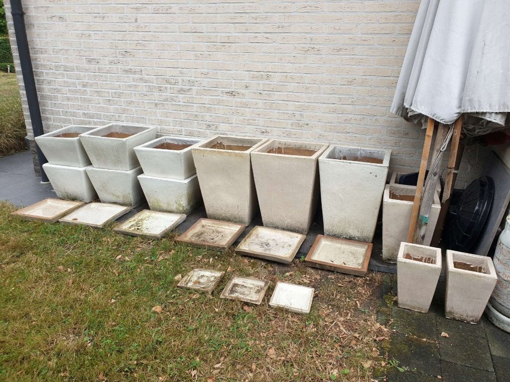 13x geglazuurde vorstbestendige vierkante bloempot  schalen, Tuin en Terras, Ophalen, Binnen