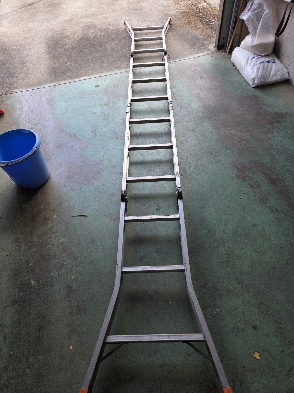 plooiladder 3m80 lengte, Ophalen