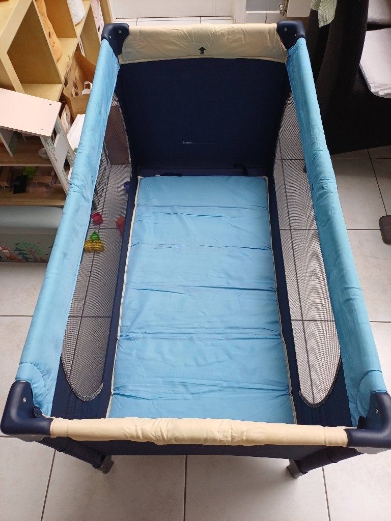 Blue Camping bed, Enlèvement, Comme neuf, Lit de voyage