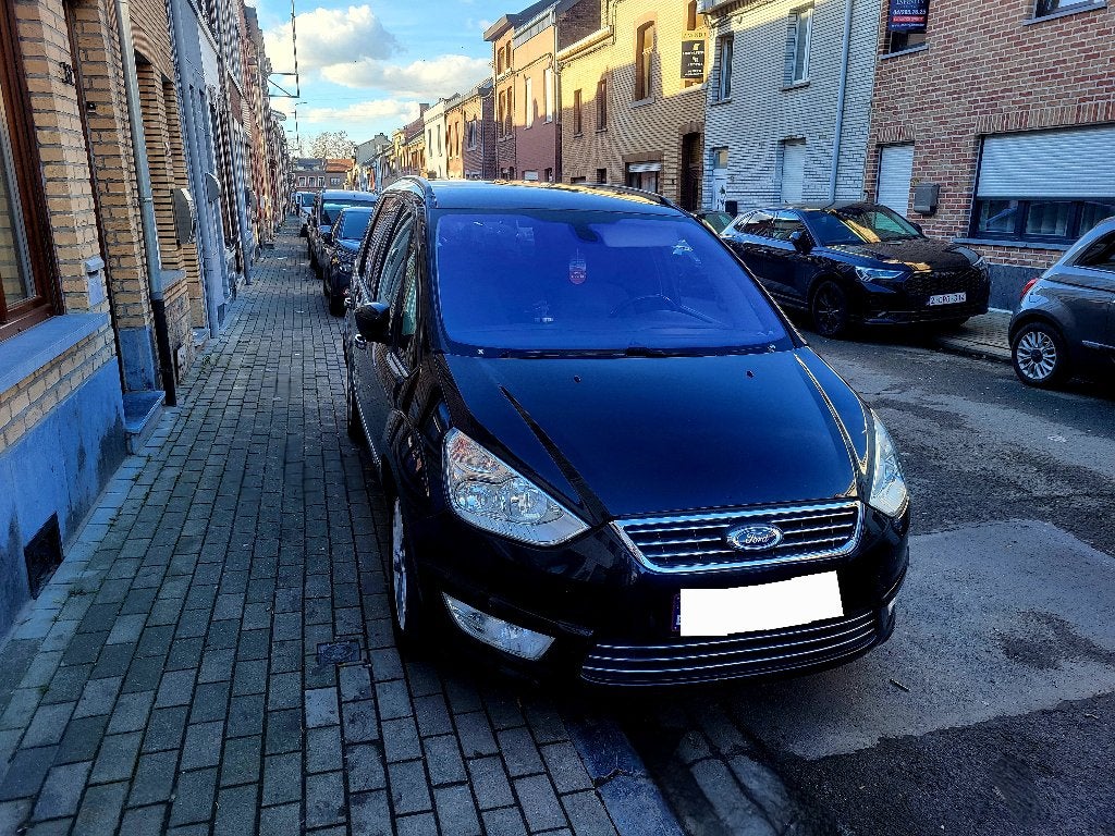Ford Galaxy 2.0 TDCi 140 ch – Monospace 7 places, Autos, Euro 5, 7 places, 5 portes, Diesel