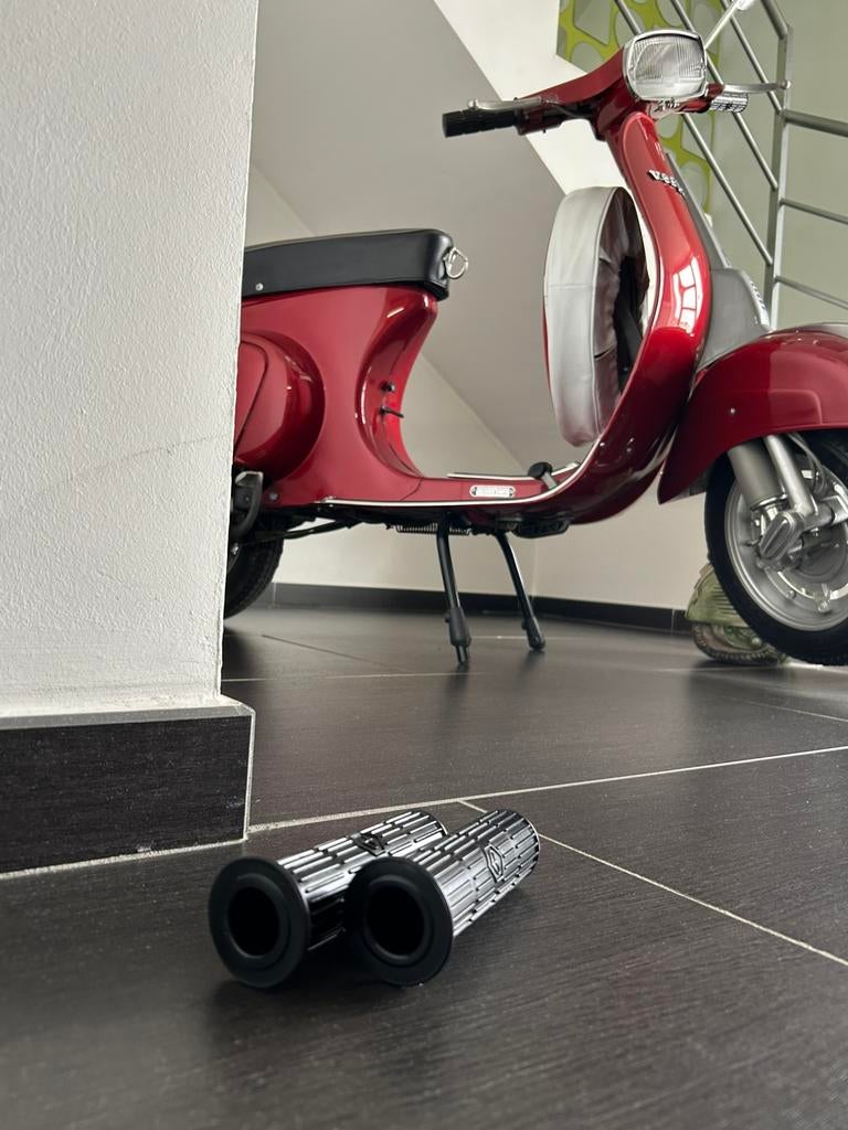 Poignee piaggio vespa 50 special, Enlèvement ou Envoi