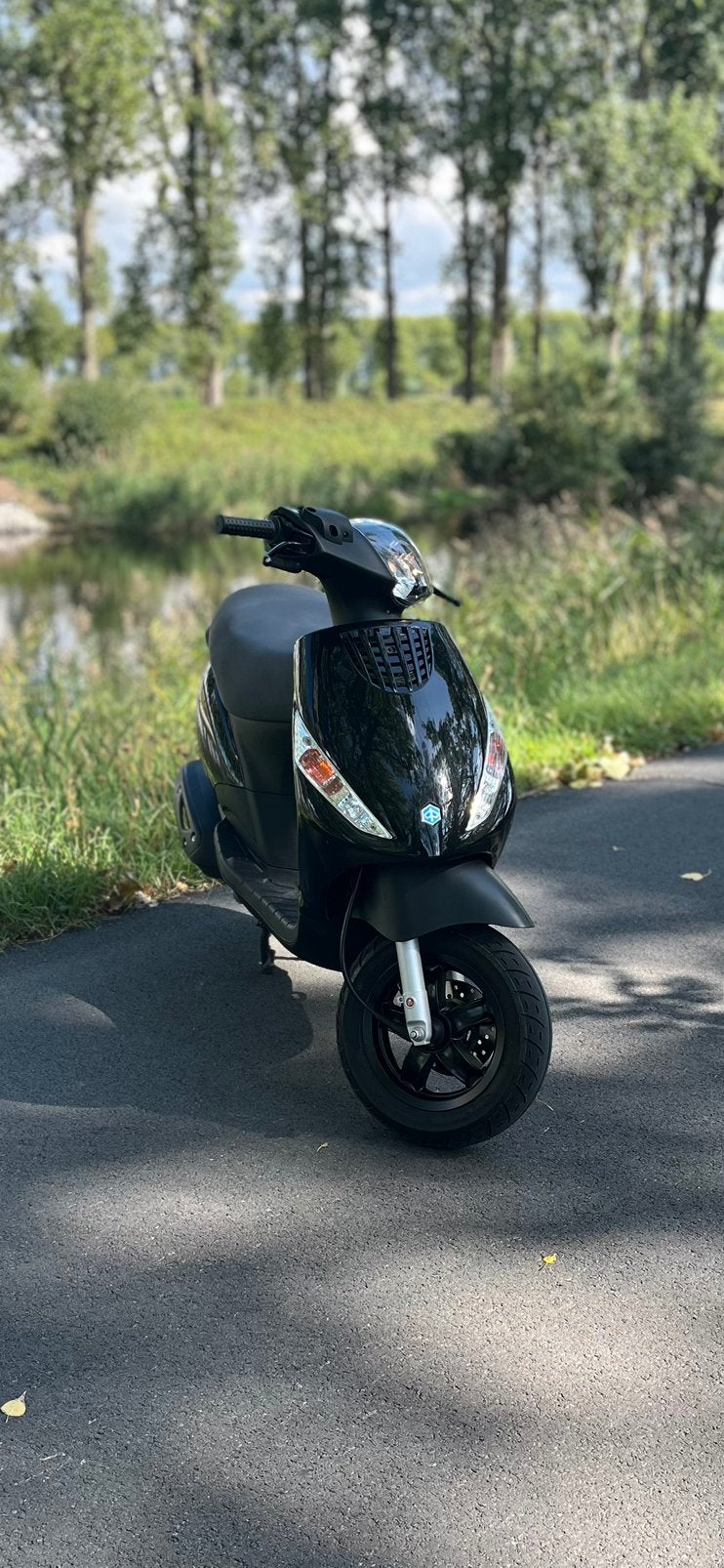 Piaggio Zip 4T I-Get 2023 1e eigenaar, Fietsen en Brommers, Ophalen, Zip, Klasse A (25 km/u), 49 cc